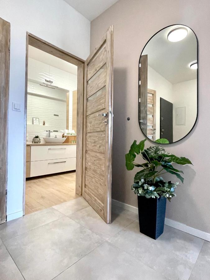 Apartments Sleep & Go Modlin Airport Nowy Dwór Mazowiecki Εξωτερικό φωτογραφία